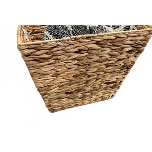 NEW GIFTCRAFT grass handle basket in natural